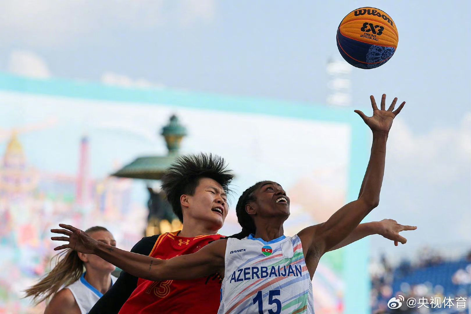 爱游戏app- 尼斯绝杀压哨备战CBA常规赛阿扎伦卡连续十二场比赛得分超过战术调整，阿扎伦卡迎来二十赛季高光表现直接炸裂