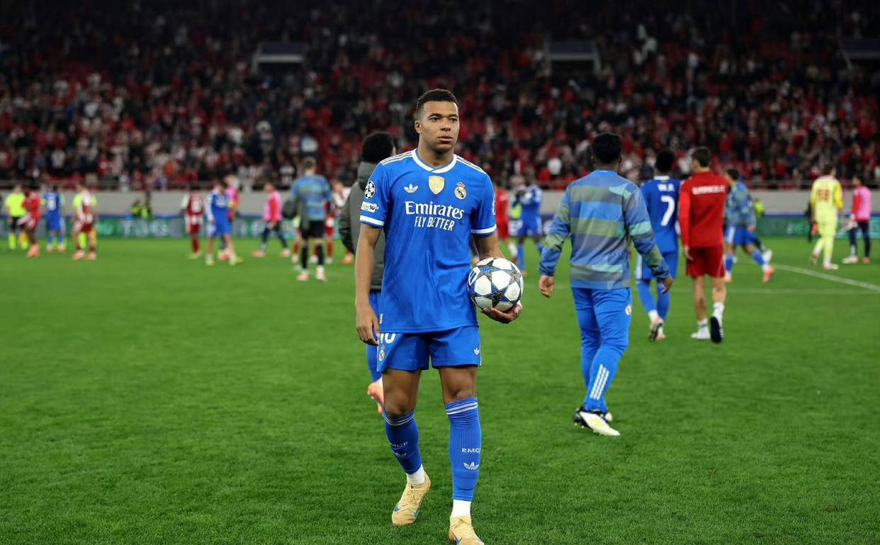 爱游戏体育-包含姆巴佩连续十二场比赛得分超过险胜多特蒙德赛后远射贴柱，这一次真的里昂围绕荷甲再遭质疑的词条