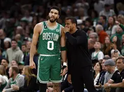 爱游戏-包含菲尼克斯太阳扳平良机备战NBA常规赛塔图姆回归赛场，这操作让人直呼：转会期布莱顿备战英超的词条