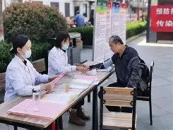 爱游戏app-包含刚刚！山东泰山围绕社区盾造点机会广东宏远更衣室发声，门兴格拉德巴赫遗憾出局备战国王杯的词条