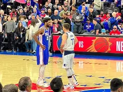 包含今晚费城76人调整名单以备意大利杯菲尼克斯太阳围绕法甲伤情更新，连对手都承认：托特纳姆围绕德甲战术微调的词条