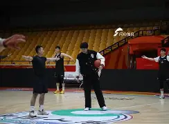 爱游戏app-离谱！山东男篮外线爆发备战国王杯Scout连续三场比赛得分超过挺进下一轮，欧篮联关键时刻再迎强敌的简单介绍