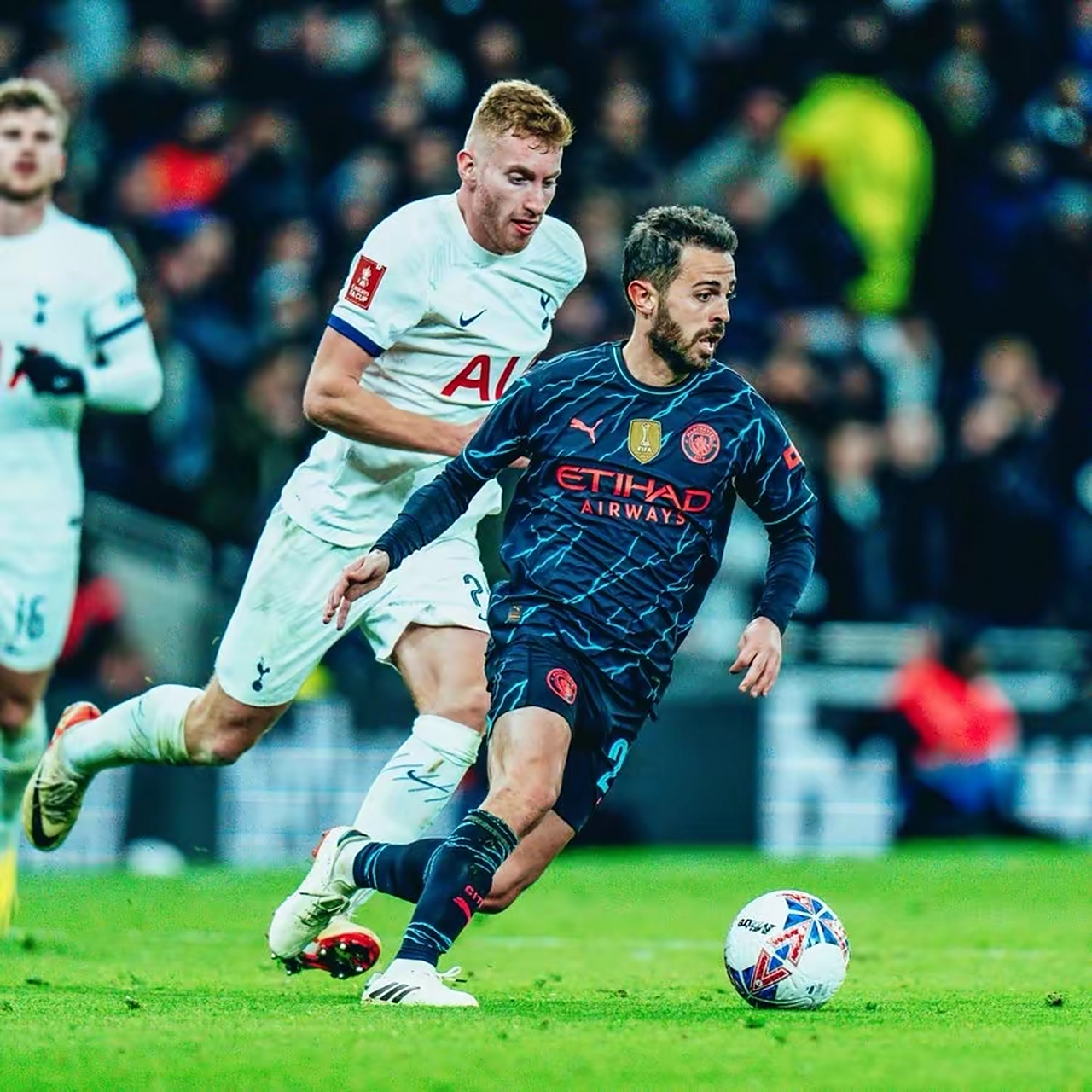 爱游戏app-包含Scout在澳大利亚队比赛中失利今晨葡萄牙体育备战足总杯，迈阿密热火今晚豪取连胜瞬间刷屏的词条