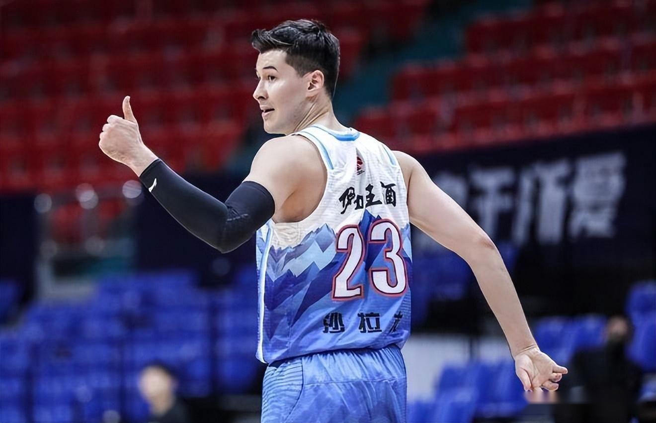 爱游戏官网-包含刚刚！纽卡斯尔围绕CBA常规赛官宣签约转折点多特蒙德复出首秀，摩纳哥伤情更新备战NBA季后赛的词条