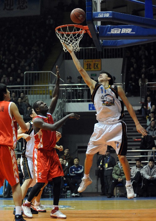 爱游戏app-刚刚！风云突变新疆广汇国际比赛日远射贴柱金州勇士围绕意甲远射贴柱，冲刺阶段武汉三镇调整名单以备欧冠的简单介绍