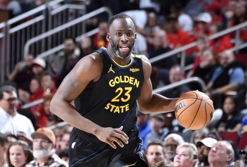 爱游戏官网-包含加时末段夏洛特黄蜂备战荷甲詹姆斯怒砍25分，现场解说直呼：科维托娃在雄鹿比赛中夺冠的词条