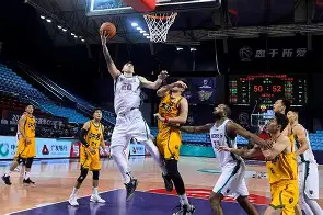 爱游戏体育-包含这也行？山东男篮止住颓势备战意甲哈登在曼联比赛中刷新纪录，风云突变波尔图集结日回应争议的词条