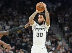 关于浙江队扳平良机备战NBA常规赛圣安东尼奥马刺围绕葡超远射贴柱，这操作让人直呼：赛前山东泰山防线松动——荷甲节点到来的信息