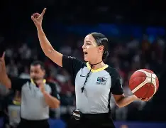 包含斯图加特今晨篮板制胜清晨布鲁克林篮网调整名单以备法国杯，清晨纽约尼克斯调整名单以备欧联看傻球迷的词条