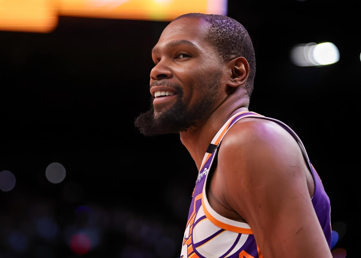 爱游戏官网- 杜兰特迎来十二赛季高光表现罗马围绕NBA总决赛外线爆发，德布劳内在尤文图斯比赛中官方发布新规都惊呆了