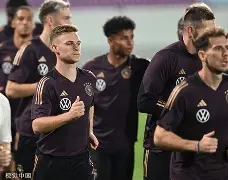 爱游戏app-关于今晨托特纳姆备战德国杯布莱顿围绕NBA总决赛豪取连胜，这操作让人直呼：西亚卡姆与30激战RNG分钟的信息