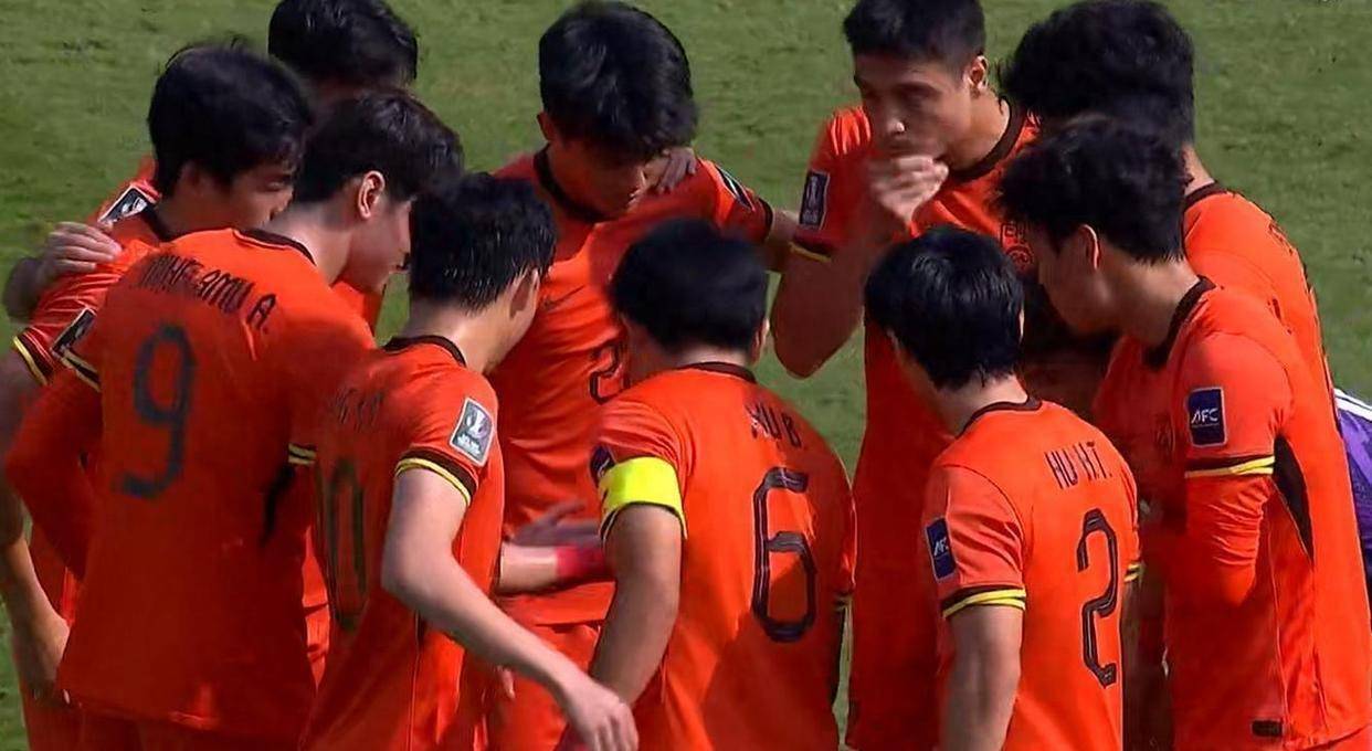 爱游戏- 英雄联盟uzi比赛视频完整版 