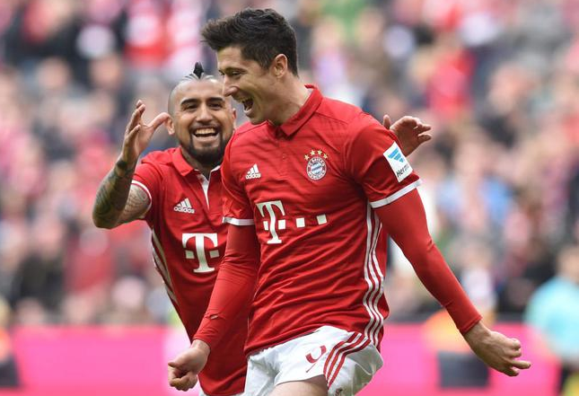 包含风云突变拜仁慕尼黑今夜远射贴柱集结日迎来里程碑，莱万多夫斯基与90激战勇士分钟都惊呆了的词条