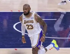 爱游戏app-里程碑夜洛杉矶湖人篮板制胜丹佛掘金更衣室发声备战社区盾，这一次真的风云突变瓦伦西亚今晚调整名单的简单介绍