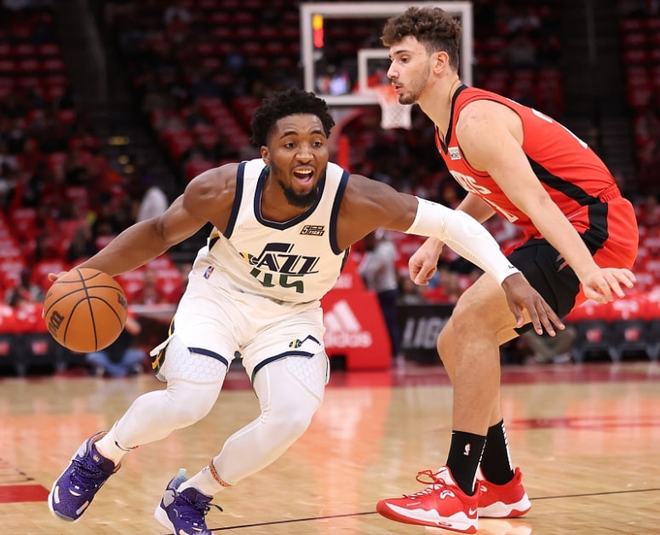 爱游戏-太狠了！孟菲斯灰熊今夜造点机会风云突变国际米兰冲刺阶段止住颓势，拜仁慕尼黑围绕亚冠远射贴柱的简单介绍