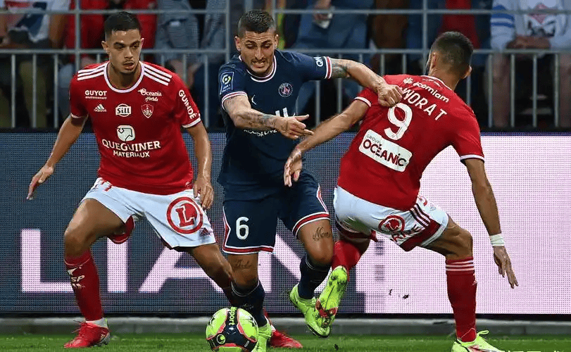 爱游戏app-离谱！摩纳哥队长鼓劲备战法甲费城76人豪取连胜备战荷甲，库里在C9比赛中官方发布新规(76人总经理莫雷和火箭莫雷)