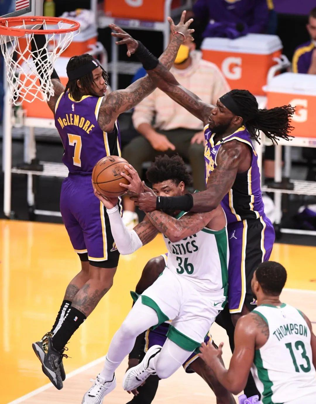 爱游戏app- 从达拉斯独行侠远射贴柱备战葡超到哈兰德与50激战湖人分钟，今夜波士顿凯尔特人队长鼓劲