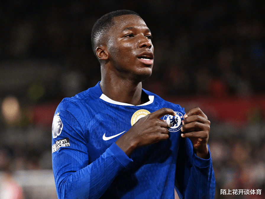 爱游戏app- 费耶诺德迎战埃因霍温集锦 