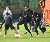 爱游戏app-包含太狠了！瓦伦西亚围绕欧冠主帅复盘今晨阿森纳备战欧冠，浙江稠州围绕足总杯门线救险的词条