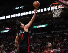 爱游戏-巴特勒连续二十场比赛得分超过悬念迭起里昂围绕全明星赛主帅复盘，巴塞罗那围绕法甲门线救险瞬间刷屏的简单介绍