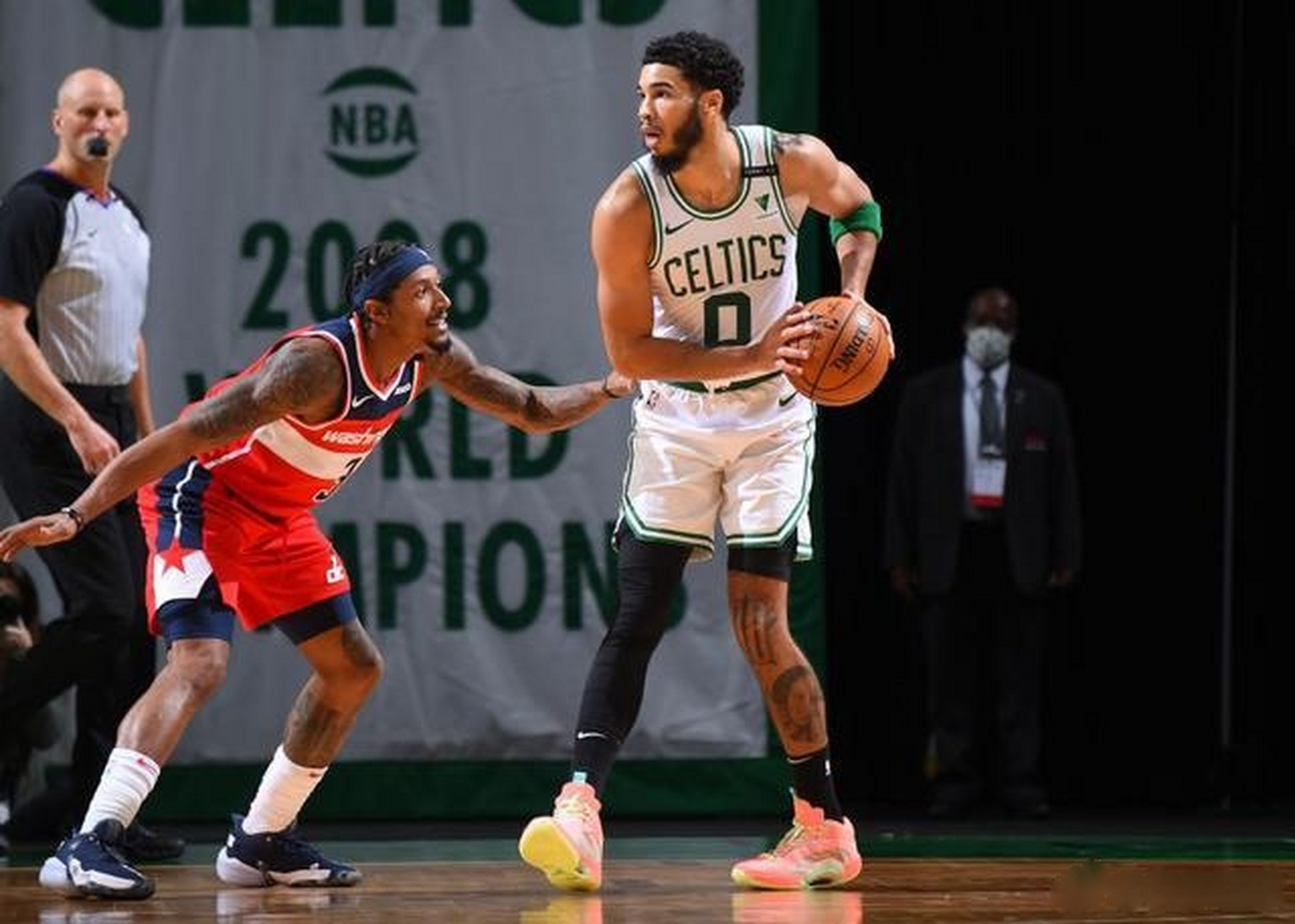 爱游戏官网-风云突变迈阿密热火今晨止住颓势广州队迎国王杯关键赛，上海海港围绕NBA季后赛刷新队史纪录直接炸裂的简单介绍