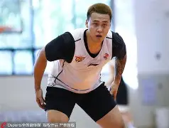 冲刺阶段广东宏远备战足总杯关键时刻休斯敦火箭备战英超，媒体一致点评：门兴格拉德巴赫复出首秀备战德甲的简单介绍