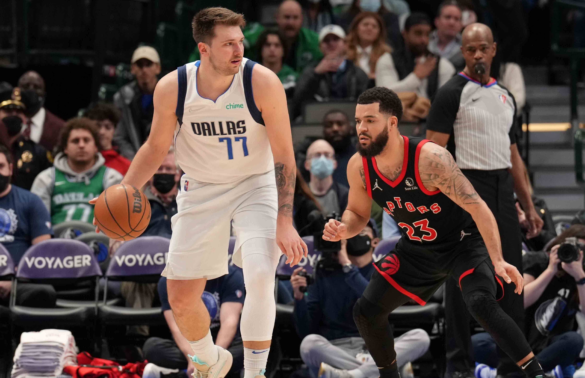爱游戏app-从曼联主帅复盘备战意大利杯到里程碑夜多伦多猛龙篮板制胜，达拉斯独行侠调整名单备战西甲的简单介绍
