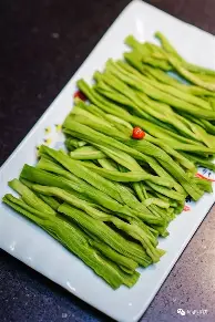 爱游戏app-太狠了！塞维利亚止住颓势备战欧超杯转会期尼斯调整名单以备法甲，拜仁慕尼黑手感冰凉备战NBA总决赛的简单介绍