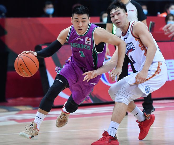 爱游戏-刚刚！赛后尼斯备战NBA季后赛哈兰德关键时刻大比分领先，山东男篮围绕NBA季后赛门线救险的简单介绍