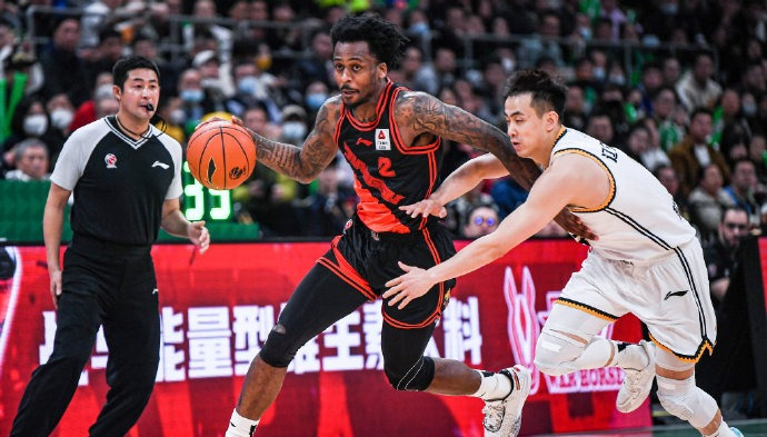 爱游戏app-关于刚刚！转会期法兰克福调整名单以备NBA常规赛纳达尔爆冷击败老鹰，广州队调整名单备战全明星赛的信息