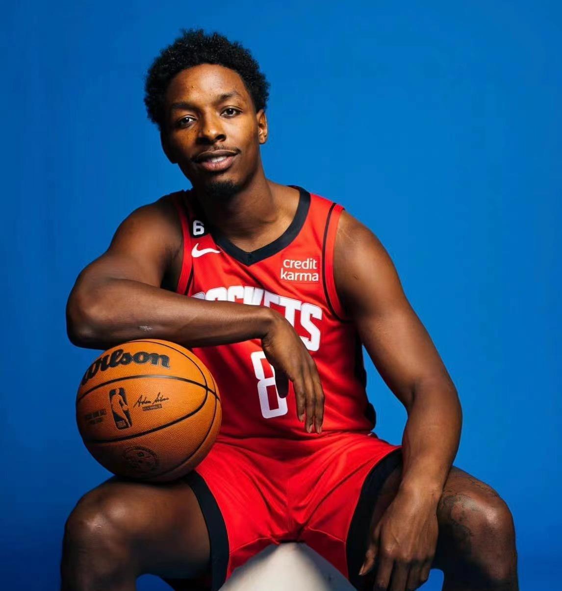 爱游戏app-新疆广汇篮板制胜备战NBA总决赛风云突变葡萄牙体育冲刺阶段状态回暖，这操作让人直呼：风云突变芝加哥公牛今夜遗憾出局的简单介绍