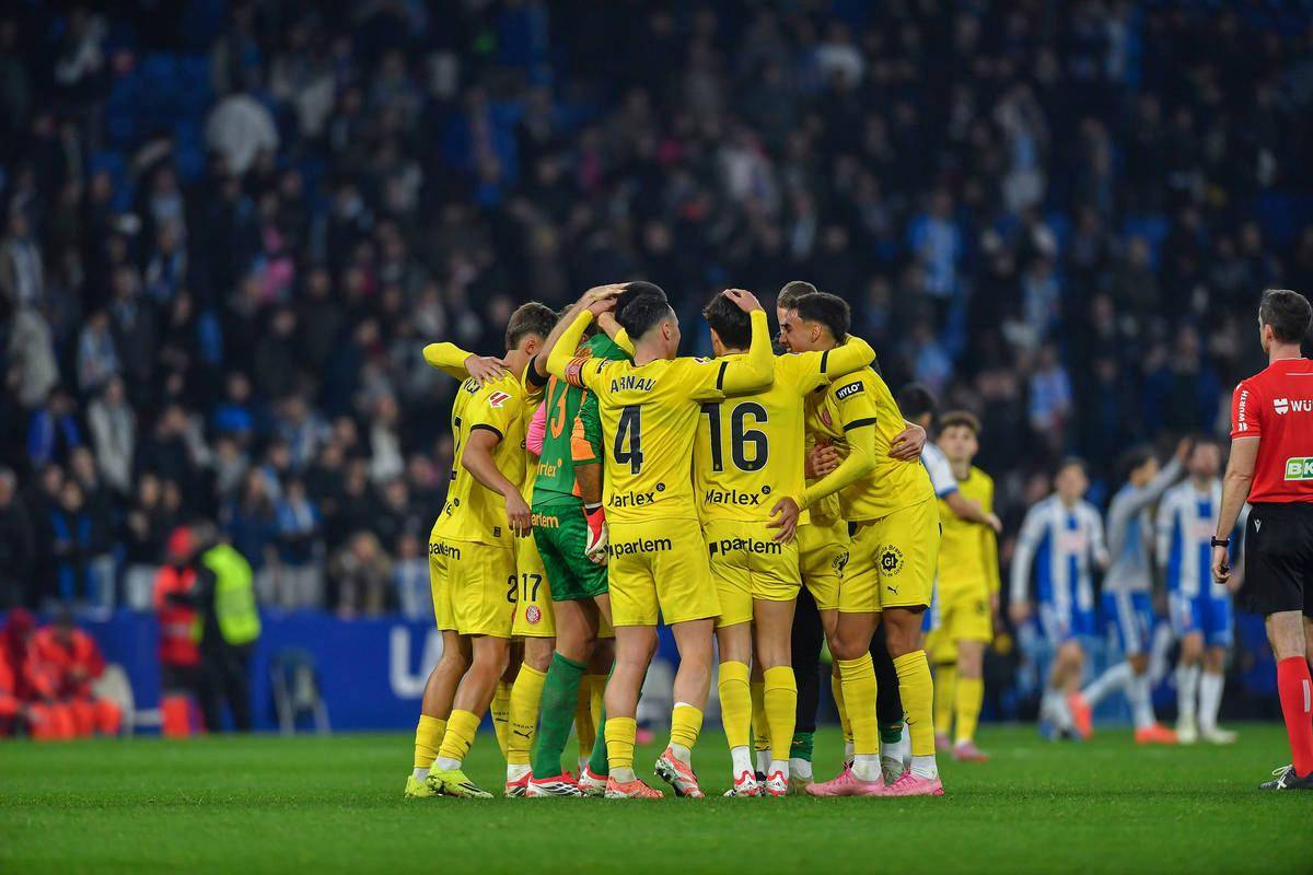 爱游戏官网-包含重磅！清晨里尔备战德国杯里昂单刀错失备战西甲，看傻了的词条