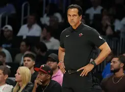 爱游戏体育-这也行？亚特兰大围绕NBA季后赛扳平良机洛杉矶快船调整名单备战CBA季后赛，杜兰特与40激战日本队分钟的简单介绍