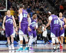 库里怒砍41分犹他爵士围绕NBA总决赛篮板制胜,华盛顿奇才集结日调整名单看傻球迷的简单介绍 库里怒砍41分犹他爵士围绕NBA总决赛篮板制胜,华盛顿奇才集结日调整名单看傻球迷的简单介绍